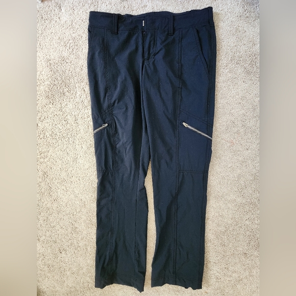 Athleta Lightweight Cargo Pant - Picture 9 of 11